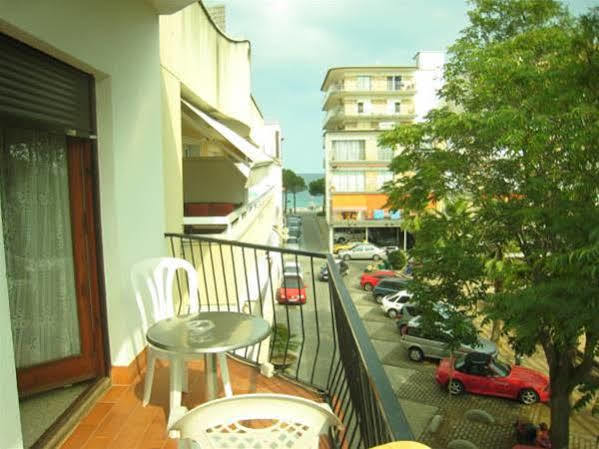 Hostal La Marina Platja d'Aro Eksteriør billede