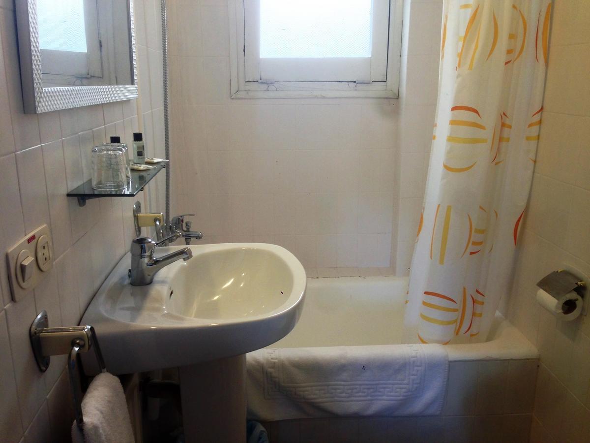 Hostal La Marina Platja d'Aro Eksteriør billede